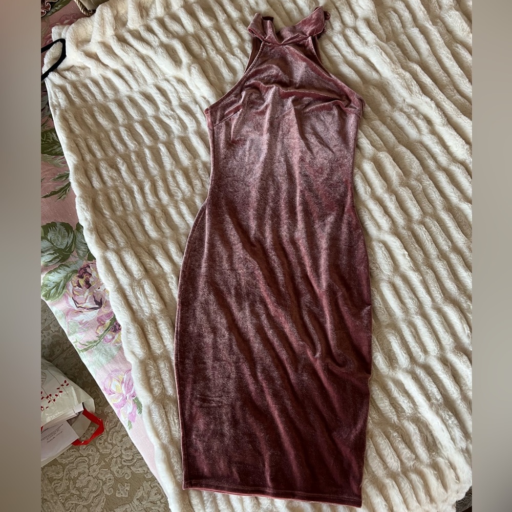 Dusty velvet material dress